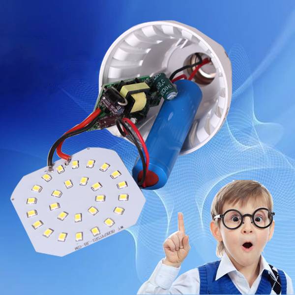 Energy Saving New Intelligent Led Emergency Bulb E27 Home Lights 5w 7w 9w 12w Rechargeable Led Light